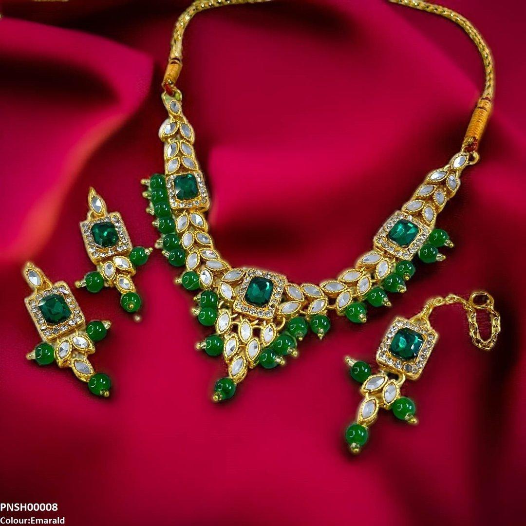 Rectangle/Tear Necklace Set